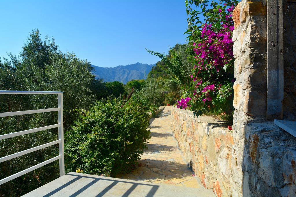 Villa Goxhi Borsh Habitación foto